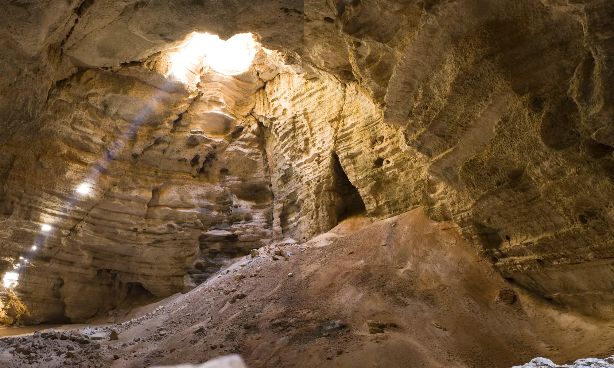 Majlis Al Jinn Cave - 3