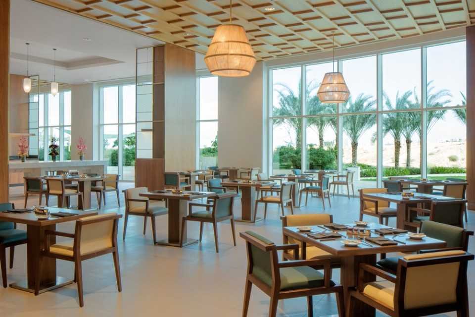 Crowne Plaza Muscat OCEC - 3