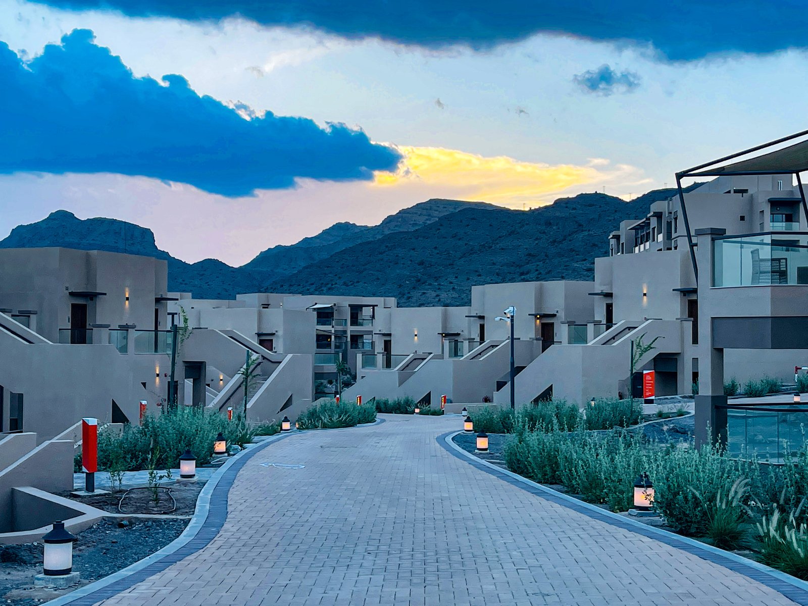 Dusit D2 Naseem Resort - 2