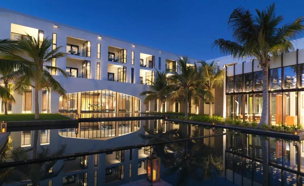 Opening Al Baleed Resort
                                                                        Salalah by Anatara