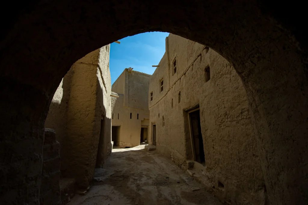 Transfer the Property of Al
                                                                        Ashkara Harat Al Bilad to
                                                                        Omran